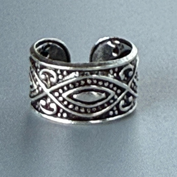 Sterling Silver Patterned Wide Ear Cuff - Picture 5 of 10